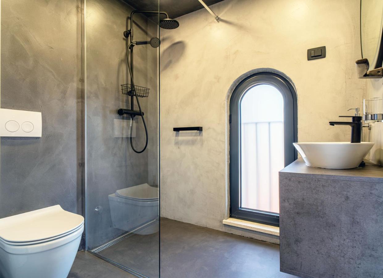 Ferienwohnung Castropola Views With Private Parking Exterior foto